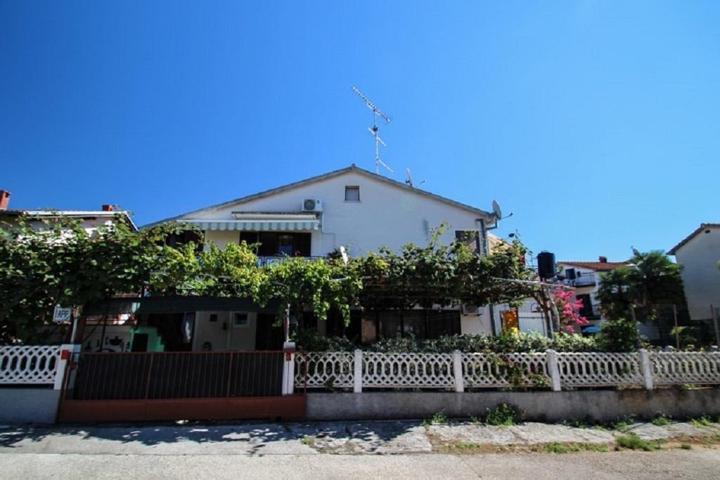 Apartment Mare 1 Novigrad  ภายนอก รูปภาพ